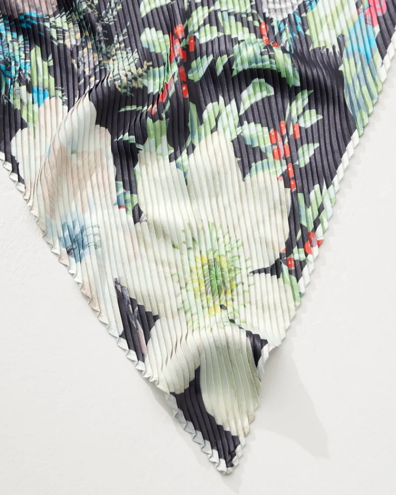 Tommy Bahama Amaryllis Pleated Diamond Scarf Black Best