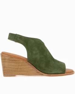 Tommy Bahama André Assous Belinda Suede Featherweights™ Wedges Forest Green Best