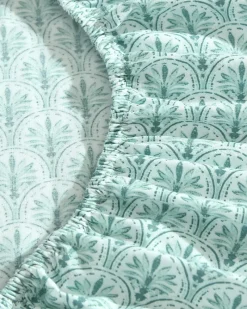 Tommy Bahama Coastal Batik Green 4-Piece Queen Sheet Set Spring Green