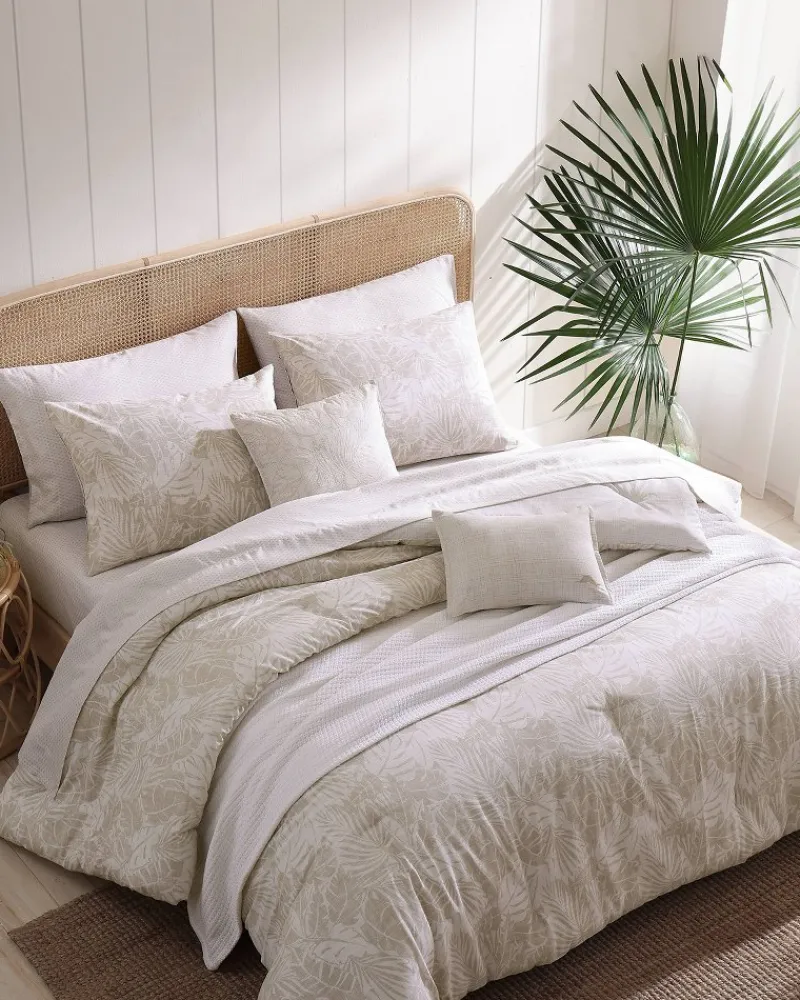 Tommy Bahama Costa Blanca 5-Piece Full/Queen Comforter Set Beige