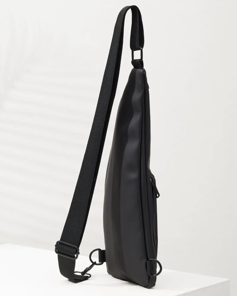Tommy Bahama Hudson Sling Bag Black Clearance
