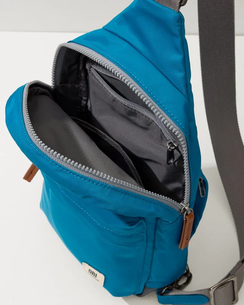 Tommy Bahama Willesden Sling Bag Seaport