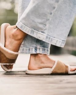 Tommy Bahama Women's OluKai® Ho'ala Slide Slippers Tan Online